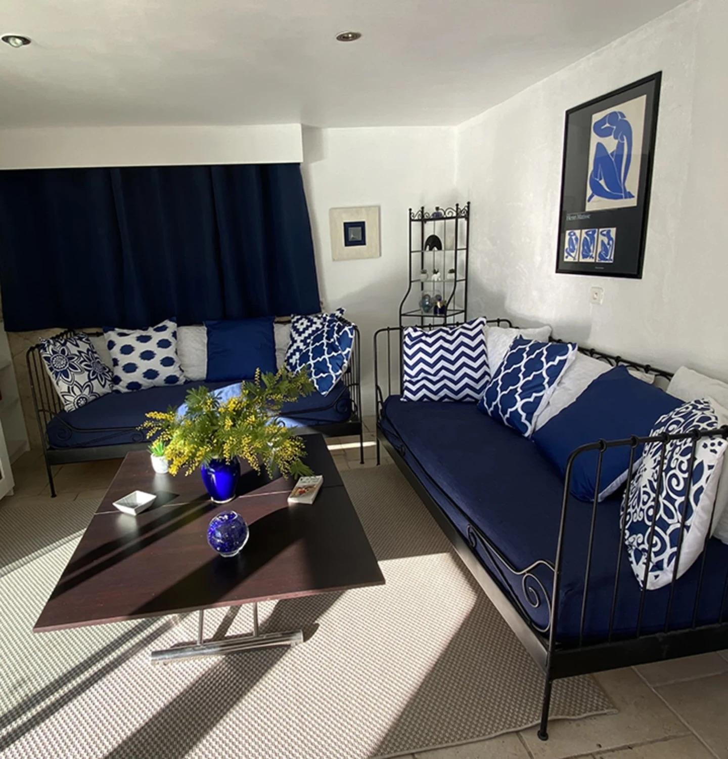 Au Soleil Ocre Apartment