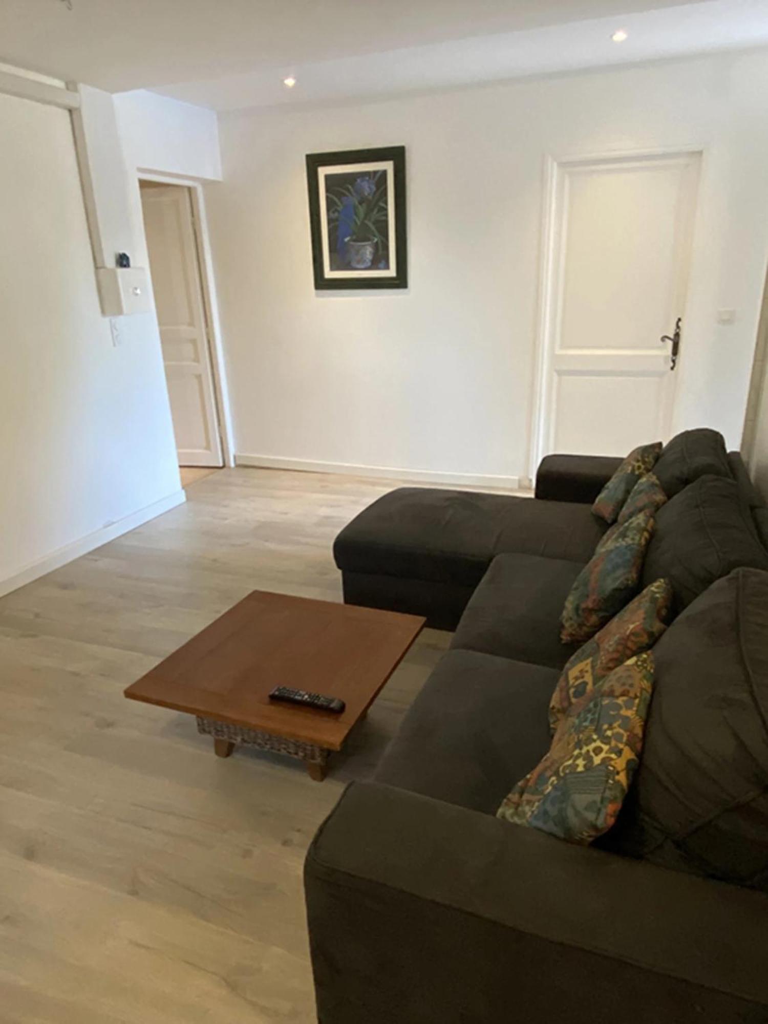 Au Soleil Ocre Apartment